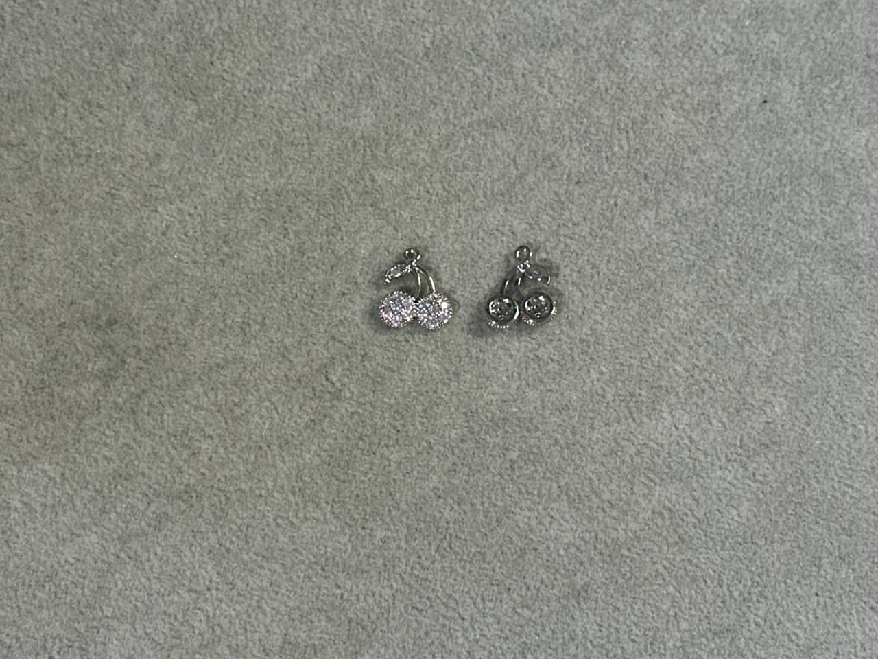Cherry Pendant - VV023